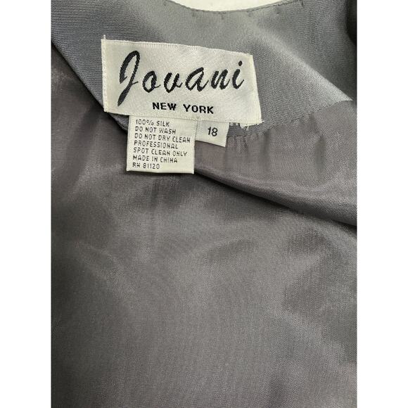 Stunning Jovani Silk 3 Piece Gray Embellished Gown Size 18 - Picture 8 of 12